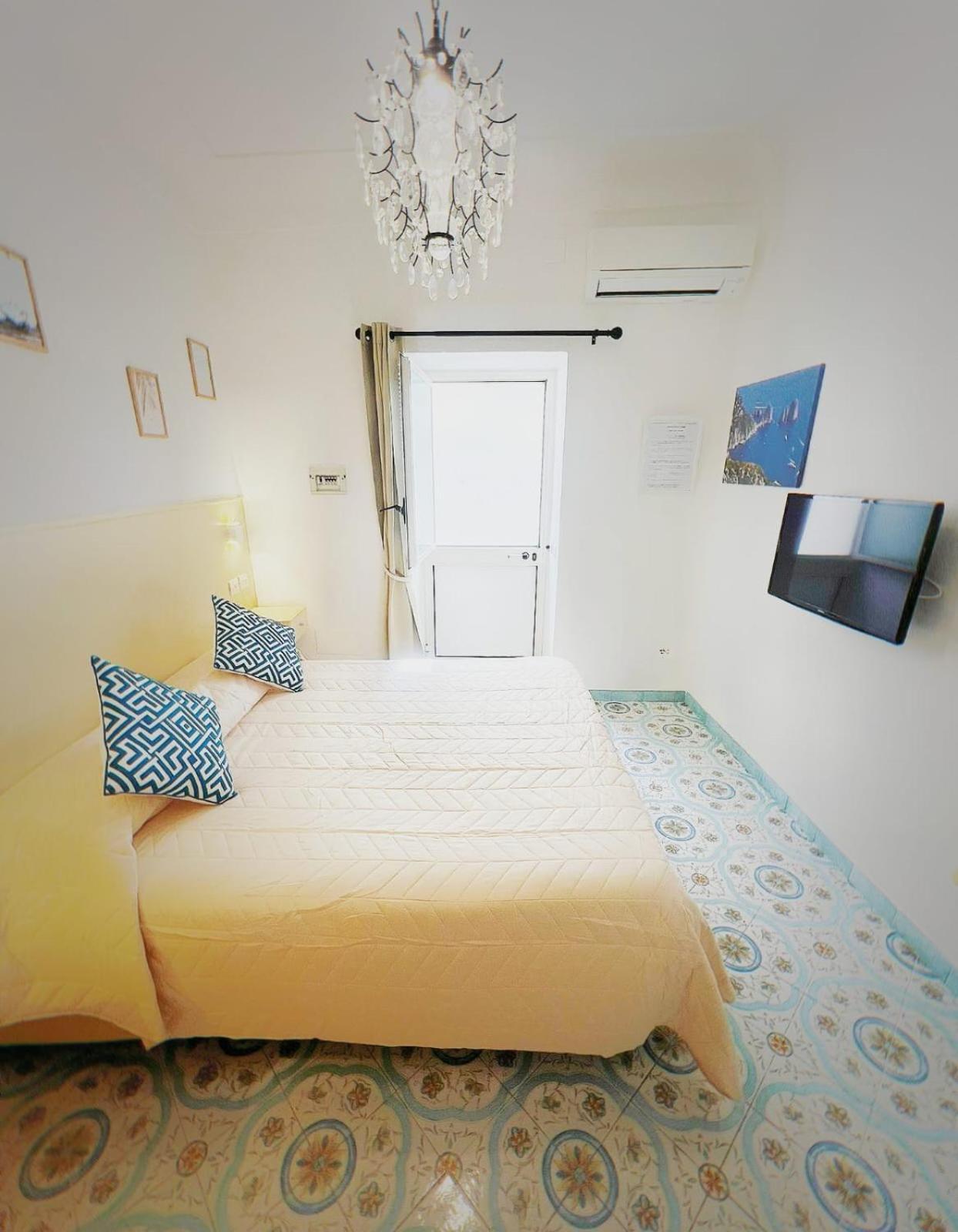 B&B Il Paradiso Di Capri อนากาปรี ห้อง รูปภาพ